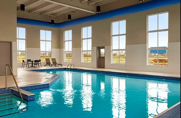 Piscine – Boisbriand - Microtel